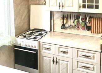 Продам трехкомнатную квартиру, 60.4 м2, Дмитров, микрорайон имени А.М. Маркова, 13