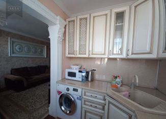 Продается трехкомнатная квартира, 48.5 м2, Грозный, проспект Ахмат-Хаджи Абдулхамидовича Кадырова, 207Б, микрорайон Ленгородок