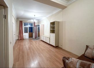 Продается 3-комнатная квартира, 81.1 м2, Москва, Кутузовский проспект, 23к1, метро Студенческая