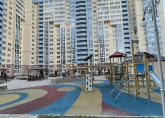 Продам 2-комнатную квартиру, 82 м2, Каспийск, Молодёжная улица, 4А, ЖК Каспийская Гавань