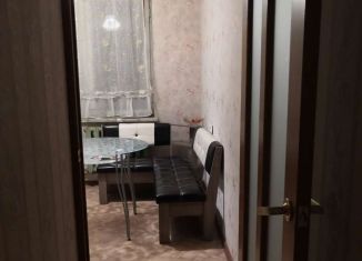 Продается 3-комнатная квартира, 64 м2, поселок городского типа Панковка, Заводская улица, 89