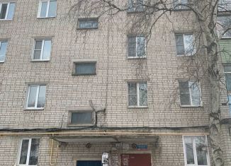 Продается трехкомнатная квартира, 60 м2, город Семилуки, улица Дзержинского, 18