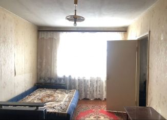 Продается 3-комнатная квартира, 62 м2, Каменск-Шахтинский, Коммунистический переулок, 82