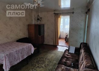 Продаю трехкомнатную квартиру, 71.7 м2, село Булгаково, улица Цюрупы, 166