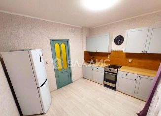 Продается 3-комнатная квартира, 70.1 м2, Санкт-Петербург, проспект Королёва, 24к1, метро Пионерская