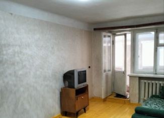 Сдам двухкомнатную квартиру, 42 м2, Сарапул, улица Лескова