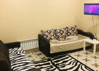 Аренда 2-комнатной квартиры, 55 м2, Волгоградская область, улица Глазкова, 23А