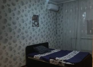 Сдам 1-комнатную квартиру, 45 м2, Сальск, улица Николая Островского, 2В