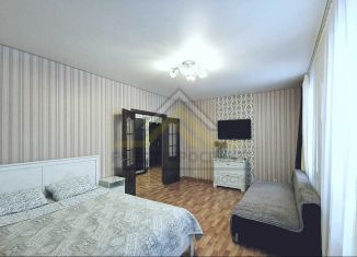 Продажа 2-комнатной квартиры, 65 м2, Старый Оскол, микрорайон Космос, 13