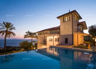 Продается дом, 420 м2, Сочи, площадь Флага, микрорайон Центральный