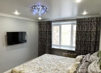 Продается двухкомнатная квартира, 49.2 м2, Нижнекамск, проспект Строителей