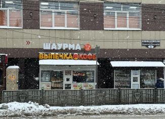 Торговая площадь на продажу, 10 м2, Курская область, проспект Ленинского Комсомола, 1