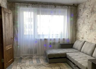 Продам 2-комнатную квартиру, 46.4 м2, Кемеровская область, проспект Ленина, 104