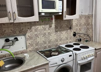 Сдам в аренду 1-ком. квартиру, 31 м2, село Раздольное, улица Ленина, 21