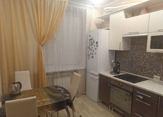 Продается двухкомнатная квартира, 64.2 м2, Юрга, Московская улица, 35