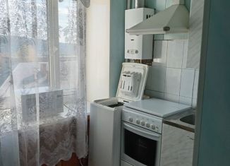 Сдается в аренду 2-комнатная квартира, 38.5 м2, Оренбургская область, Революционная улица, 47