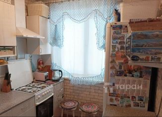 Продается трехкомнатная квартира, 62 м2, Челябинская область, улица Труда, 3