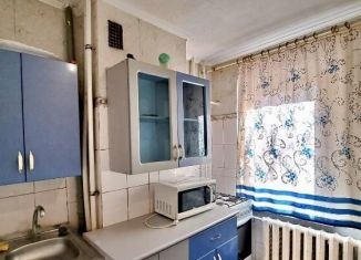 Продам 1-комнатную квартиру, 31 м2, Каменск-Шахтинский, проспект Карла Маркса, 67А