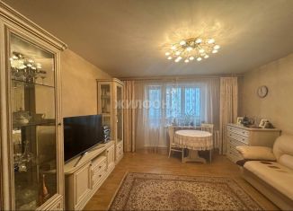 Продается 4-комнатная квартира, 77.4 м2, Новосибирская область, Троллейная улица, 152