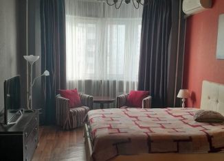 Аренда 1-комнатной квартиры, 41 м2, Москва, улица Герасима Курина, 20, метро Славянский бульвар