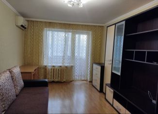 Сдаю в аренду однокомнатную квартиру, 32 м2, Феодосия, улица Чкалова, 175