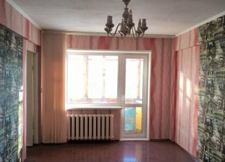 Продам 4-комнатную квартиру, 59.7 м2, Омская область, улица Ватутина, 5А