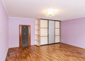 Продается 2-комнатная квартира, 82.3 м2, Тюмень, улица Газовиков, 25к2
