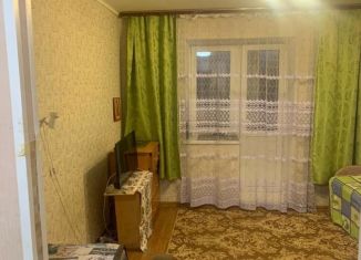 Сдам в аренду однокомнатную квартиру, 35 м2, село Криводановка, Микрорайон, 8Б