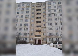 Продаю 2-комнатную квартиру, 55 м2, Приволжск, Революционная улица, 108