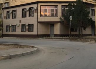 Сдам в аренду помещение свободного назначения, 377 м2, Дагестан, улица Байрамова, 10А