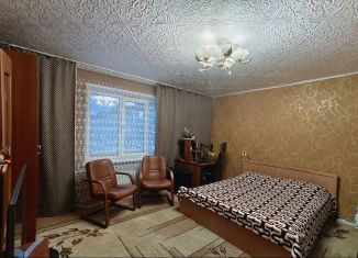 Продается 3-комнатная квартира, 65 м2, Красноярский край, улица Лауреатов, 65