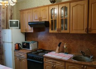 2-комнатная квартира в аренду, 54 м2, Москва, Ельнинская улица, 20к1, метро Кунцевская