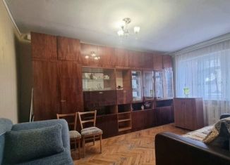 Продается 2-ком. квартира, 45.4 м2, Нальчик, улица Лермонтова, 16, район Центр