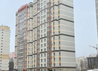 Продажа 3-ком. квартиры, 91.9 м2, Брянск, улица Горбатова, 45А