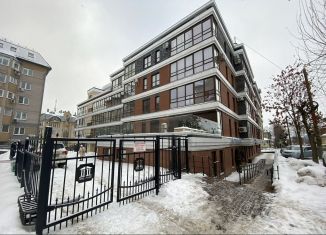 Продаю 2-комнатную квартиру, 47 м2, Кировская область, улица Свободы, 110