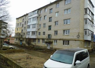 Продается 1-комнатная квартира, 30 м2, Новомосковск, Профсоюзная улица, 7А