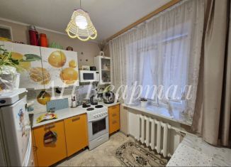 Продается 1-комнатная квартира, 34 м2, Заводоуковск, улица Щорса, 16