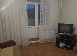 Продам 3-ком. квартиру, 63 м2, Воронежская область, улица Курчатова