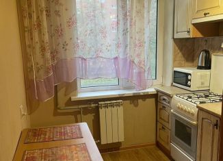 Продаю 2-комнатную квартиру, 44 м2, Курск, проспект Кулакова, 39Б