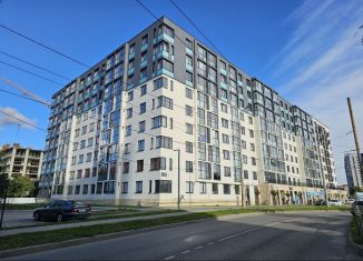 Продам 3-ком. квартиру, 74.4 м2, Калининград, Батальная улица, 65Б