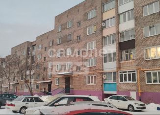 Продажа 2-ком. квартиры, 46 м2, Алапаевск, улица Николая Островского, 8К2