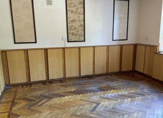 Сдам в аренду офис, 22.1 м2, Керчь, улица Орджоникидзе, 12