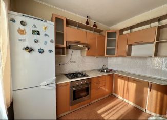 3-ком. квартира в аренду, 70 м2, Казань, улица Гаврилова, 16А