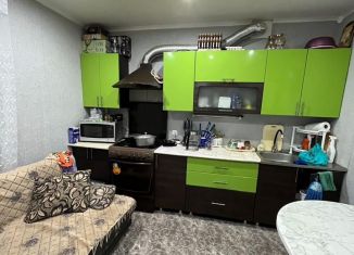 Продам многокомнатную квартиру, 60.9 м2, Республика Башкортостан, улица Островского, 44