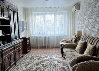 Продажа 3-комнатной квартиры, 65 м2, Тольятти, бульвар Космонавтов, 11