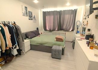 Продаю 2-ком. квартиру, 54 м2, посёлок Школьное, улица Мира, 18