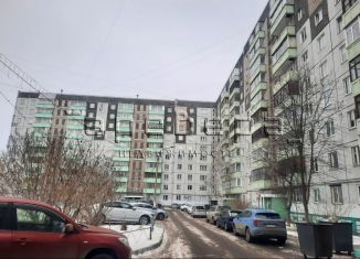 Сдам в аренду 2-ком. квартиру, 54 м2, Красноярский край, улица 9 Мая, 38