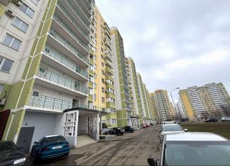 Продажа 3-комнатной квартиры, 70 м2, Краснодар, улица Академика Лукьяненко, 10, микрорайон Микрохирургии глаза