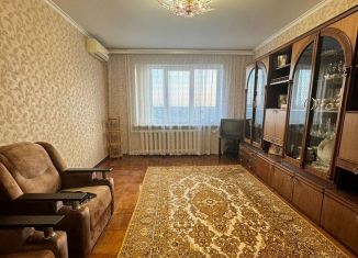 Продажа трехкомнатной квартиры, 64 м2, Азов, переулок Степана Разина, 11