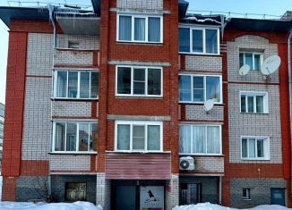 Продаю торговую площадь, 107.4 м2, Киров, Вершининский переулок, 1к1